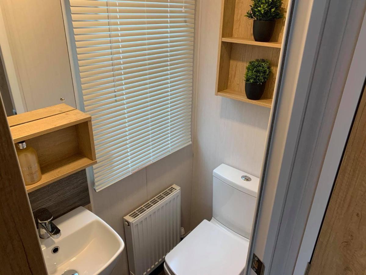 3 Bed Presitage Caravan Doniford Bay Saint Decumans Exteriör bild