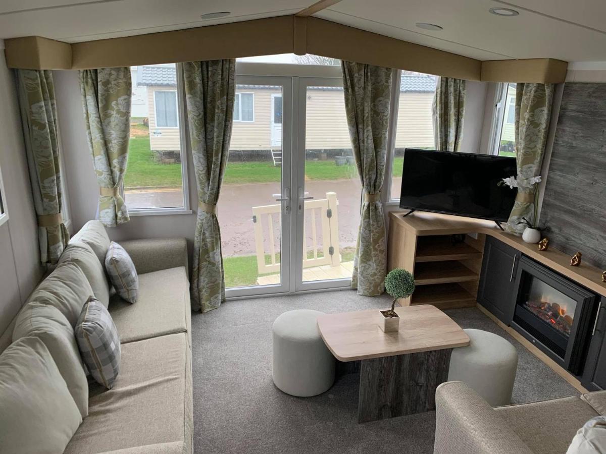 3 Bed Presitage Caravan Doniford Bay Saint Decumans Exteriör bild